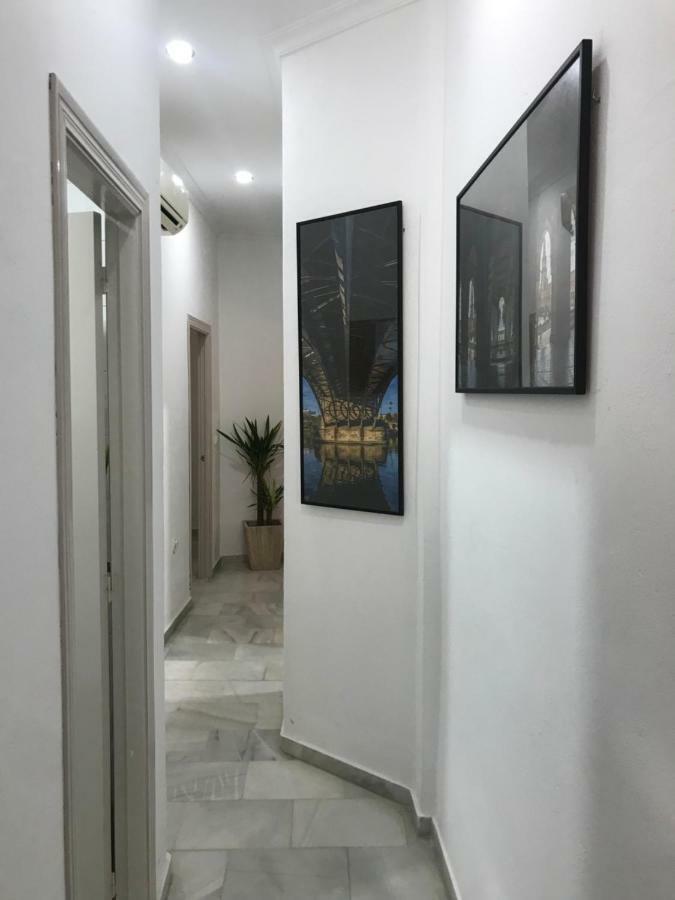Santas Patronas Street Center Apartment Seville Exterior photo